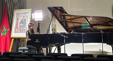 Piyanonun genç incisi Narlıdere'yi gururlandırdı