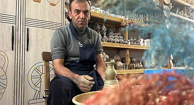 Plastik karşısında direnen meslek: Van'ın son çömlek ustası