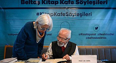 Prof. Dr. Emre Kongar, Beltaş Kitap Kafe'de okurlarıyla buluştu