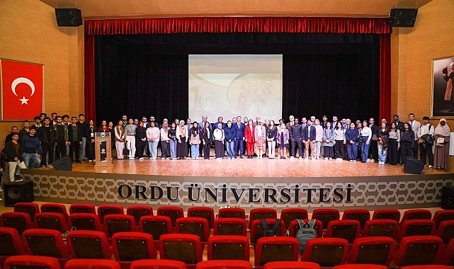 Rektör Baş: "Öğrencilerimizin akademik ve sosyal gelişimlerine önem veriyoruz"