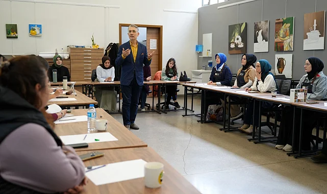 Ressam Cemal Toy, renklerin şifasını Kocaeli'ye taşıdı