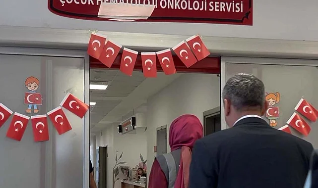 Sakarya Büyükşehir'den lösemili çocuklara yürekleri ısıtan ziyaret