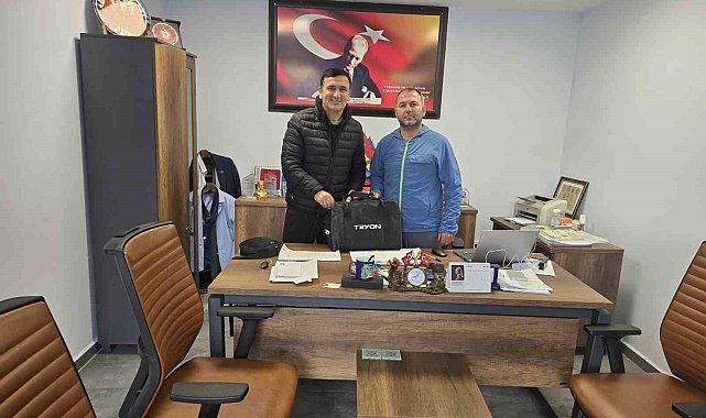 Salihli'de Amatör Kulüplere ilk yardım çantası desteği