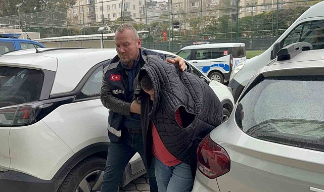 Samsun'da evinde uyuşturucuyla yakalanan şahıs adliyeye sevk edildi