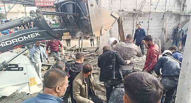 Şanlıurfa'da 2 katlı inşaatta göçük: 5 işçi altında kaldı