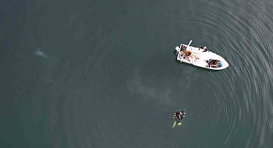 Sapanca Gölü'ndeki endişelendiren kabarcıklar su altından ve havadan görüntülendi