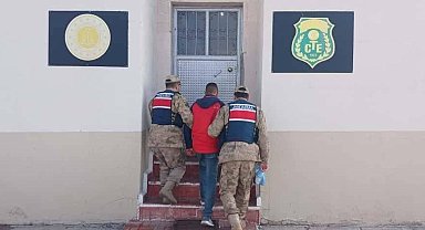 Sarıkamış'ta 2 yıl hapis cezası bulunan 1 kişi yakalandı