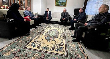 Şehit Serdar Uslu'nun öğretmen babasına anlamlı ziyaret