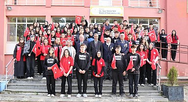 Şehit yakınları ve gaziler öğrencilerle buluştu