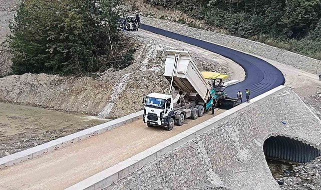 Sinop'ta kırsala 387 kilometre asfalt