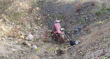 Sinop'ta kontrolden çıkan otomobil uçuruma yuvarlandı: 1 ölü