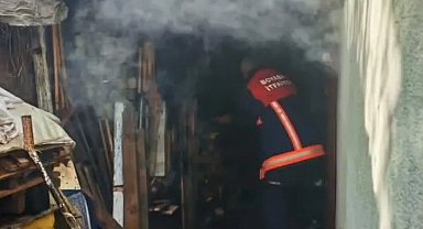 Sinop'ta odunlukta çıkan yangın korkuttu