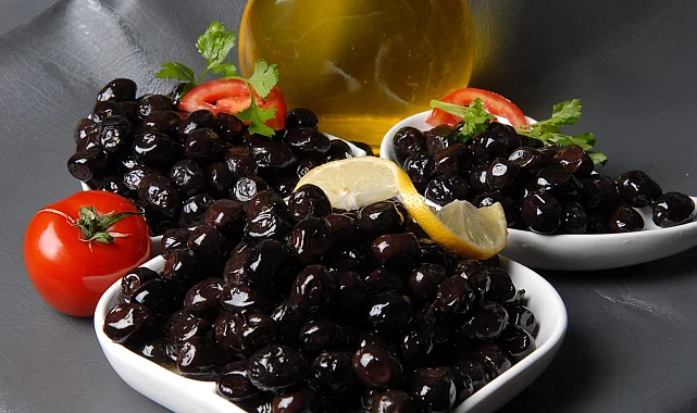 Sofralık zeytin ihracatı sezona hızlı başladı: İlk ayda yüzde 13 artış