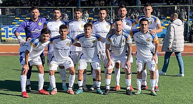 Söğütspor kendi evinde mağlup ayrıldı