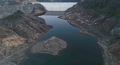 Son 65 yılın en kurak yılını yaşayan Hatay'da kentin içme suyunu karşılayan barajın su seviyesi yüzde 6'ya düştü