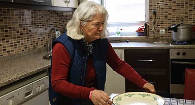 Söylediklerini sadece kendisi anlıyor