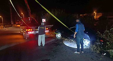 Sulama kanalına uçan araçtan ekipler kurtardı, alkolmetreyi üflemeyince ehliyetine el konuldu