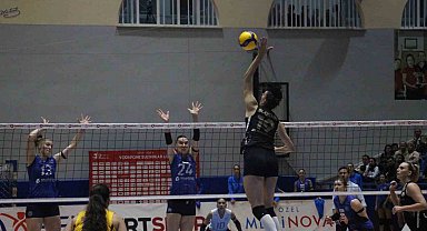 Sultanlar Ligi: Aydın Büyükşehir Belediyespor: 0 - V. Bank: 3