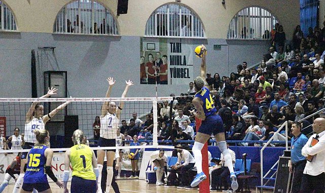 Sultanlar Ligi: Aydın Büyükşehir Belediyespor: 1 - Fenerbahçe Medicana: 3