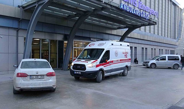 Tabancayla deneme atışı yaparken kazara kendini vurdu