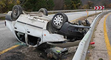 Takla atan otomobil alev aldı: 2 yaralı