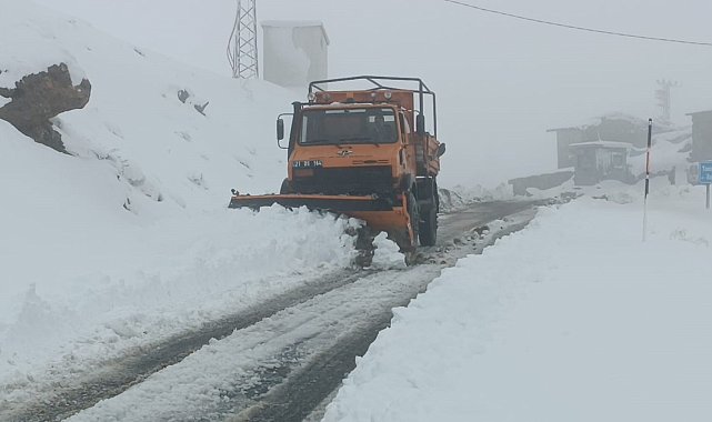 Tanin geçidinde yol açma çalışmaları başladı