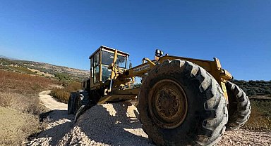 Tarsus Belediyesi Büyükkösebalcı'da yol çalışmalarını tamamladı