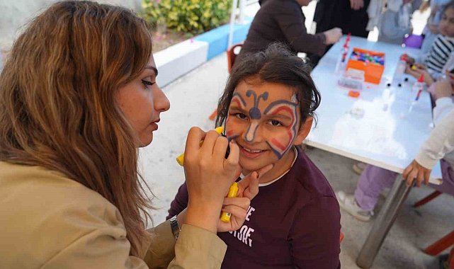 Tarsus'ta çocuklar ara tatilde hem eğlendi hem öğrendi