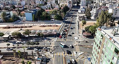 Tarsus'ta kavşak düzenlemesi ile trafik nefes aldı