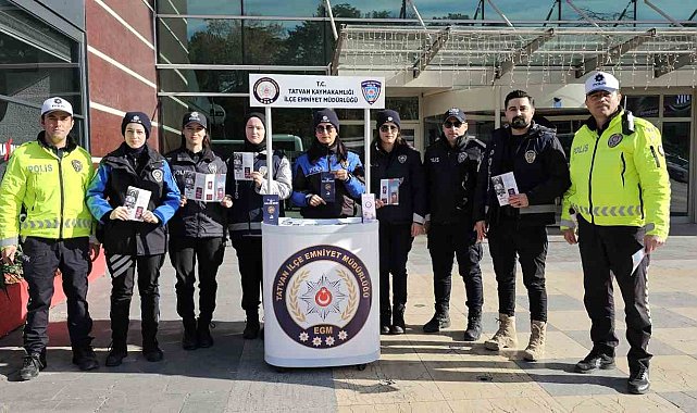 Tatvan Emniyet Müdürlüğünden bilgilendirme standı