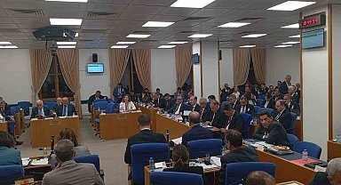 TBMM Plan ve Bütçe Komisyonu'nda 'Kürt illeri' tartışması