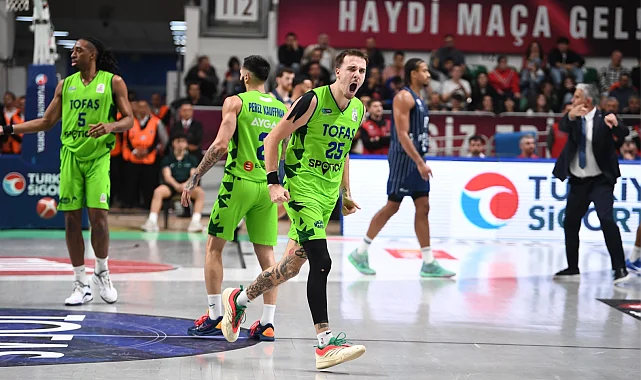 Tofaş evindeki yenilmezlik serisini Anadolu Efes'le sürdürdü