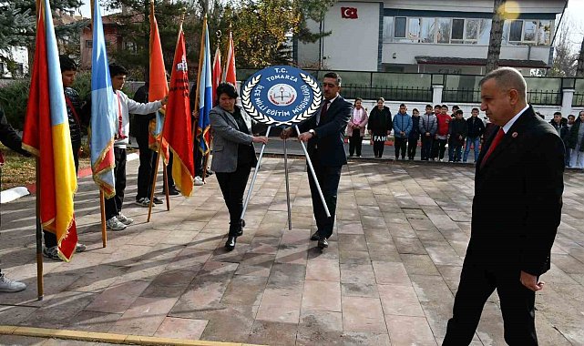 Tomarza'da Öğretmenler günü kutlandı