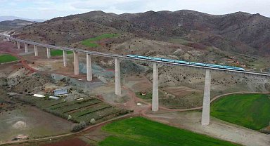 Tren biletlerinde öğretmenlere yüzde 50 indirim