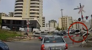 Tren yolu hattında trafik güvenliğini tehlikeye düşüren sürücüye ceza