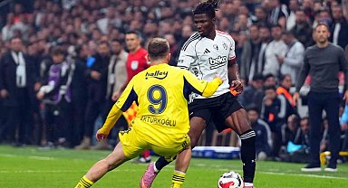 Trendyol Süper Lig: Beşiktaş: 2 - Fenerbahçe: 2