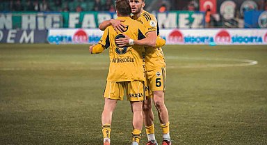 Trendyol Süper Lig: Çaykur Rizespor: 2 - Fenerbahçe: 5