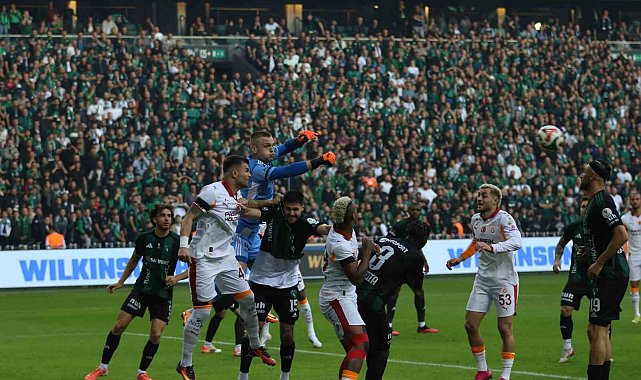 Trendyol Süper Lig: Kocaelispor: 0 - Galatasaray: 0