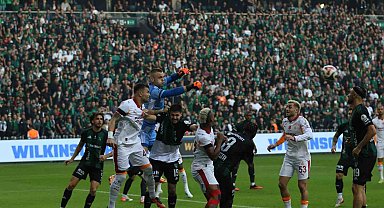 Trendyol Süper Lig: Kocaelispor: 0 - Galatasaray: 0