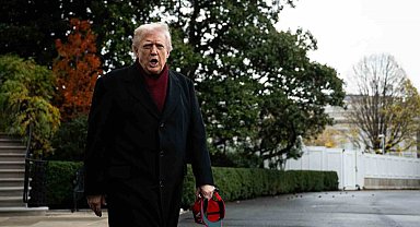 Trump: "Zelenskiy barış planını reddederse küçük yüreğiyle savaşmaya devam edebilir"