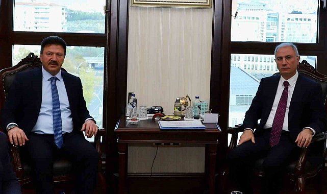TŞOF Genel Başkanı Yiğiner, AK Parti Genel Başkan Vekili Ala'ya ulaşım esnafının sorunlarını iletti