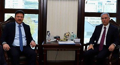 TŞOF Genel Başkanı Yiğiner, AK Parti Genel Başkan Vekili Ala'ya ulaşım esnafının sorunlarını iletti