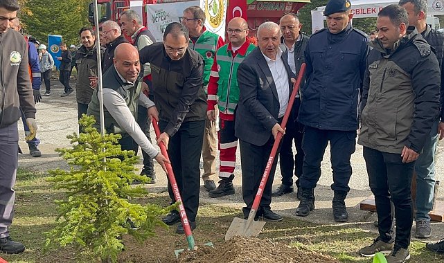 Tunçbilek'te Milli Ağaçlandırma seferberliğine katkı