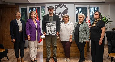 Türk Kadınlar Birliği'nden Başkan Eşki'ye tarihi sürpriz