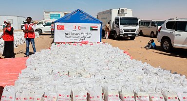 Türk Kızılay'dan Sudan'da yerinden edilenlere gıda katkısı