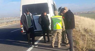 Tutak'ta trafik kazası; biri ağır üç yaralı