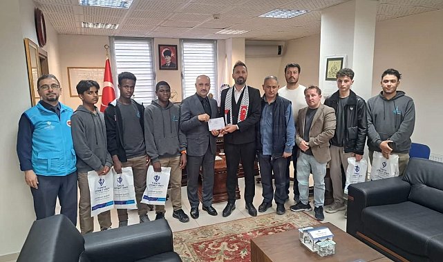 Uluslararası Cevat Ülger Anadolu İmam Hatip Lisesi'nden Filistin için hayır panayırı