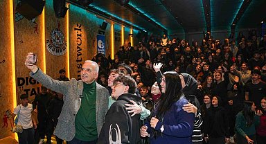 Ümraniye'de "Motivasyon Buluşmaları" gençlerle yeni sezona başladı