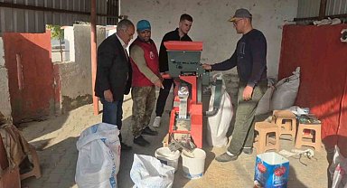 Üreticinin yüzü güldü: Ücretsiz pirinç soyma hizmeti