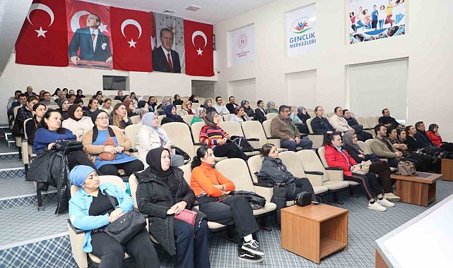 Uşak'ta kantin çalışanlarına hijyen eğitimi verildi